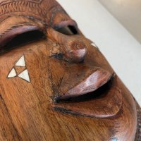 Дървена маска стара седеф, снимка 2 - Други ценни предмети - 43270699