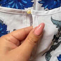 Комплект къси панталонки и тениска в бял цвят със сини цветя 💙, снимка 4 - Комплекти - 44047637