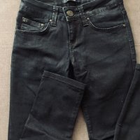 Оригинални дамски дънки Armani Jeans, снимка 4 - Дънки - 43096389