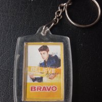 Justin Bieber / Джъстин Бийбър двустранен ключодържател, снимка 1 - Колекции - 43048894