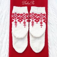 ,,Плетените чорапи на Баба Марта" - изплетени на 5 куки! Червени шевици!, снимка 5 - Други - 28115965
