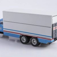 ЗИЛ 133ГЯ дълга база фургон - мащаб 1:43 на Наши Грузовики моделът е нов в кутия, снимка 2 - Колекции - 42621825