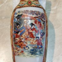 красива оригинална порцеланова китайска вазичка, снимка 1 - Вази - 43439146