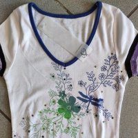 Блуза с нежни цветя и дискретни камъчета, снимка 10 - Тениски - 28446653