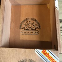 Кутия за пури H.UPMANN, снимка 5 - Колекции - 43240027