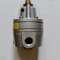 Пневматичен регулатор на налягане прецизен 1/4", снимка 2 - Резервни части за машини - 35576749