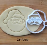Усмихнат Дядо Коледа пластмасов резец форма фондан тесто бисквитки, снимка 1 - Форми - 26763311