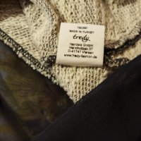 Интересна зимна сива блуза с пайети и тюл на гърба, снимка 3 - Блузи с дълъг ръкав и пуловери - 43244586