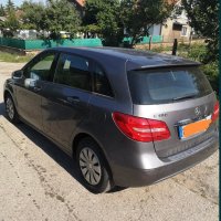 Mercedes B klasa w246 явтоматик на части, снимка 5 - Автомобили и джипове - 40346400