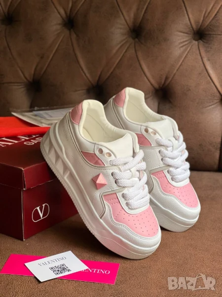 дамски маратонки valentino garavani, снимка 1