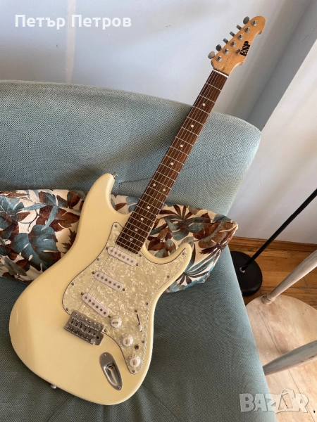 Китара Страт , снимка 1