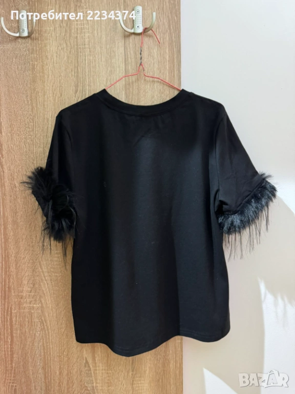 Тениска с пух на ръкама, снимка 1