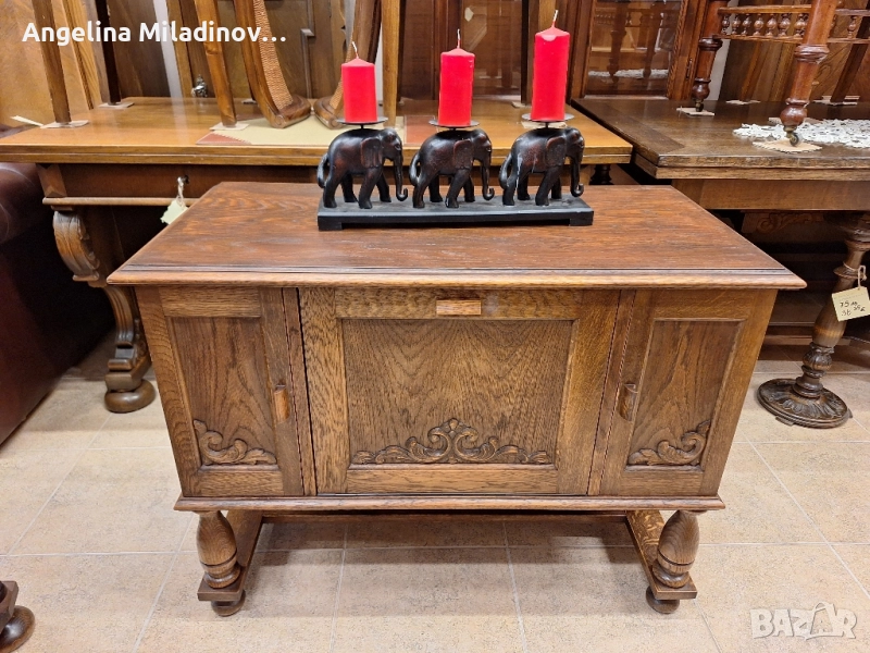 Винтидж шкаф за грамофон , снимка 1