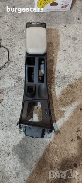 Подлакътник Saab 9-5 - 60лв., снимка 1