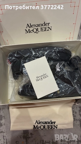 Alexander McQUEEN, снимка 1