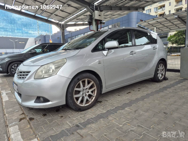 Продавам тойота версо, снимка 1