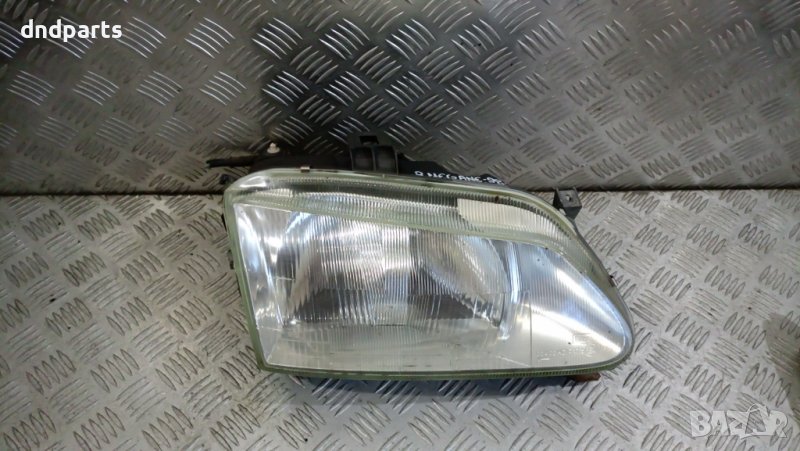 Десен фар Renault Megane 1998г.	, снимка 1