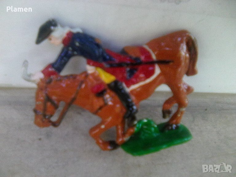 Френски конник оцветен изработен от олово , снимка 1