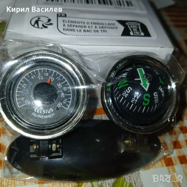 Продавам мини компас и термометър за кола, снимка 1