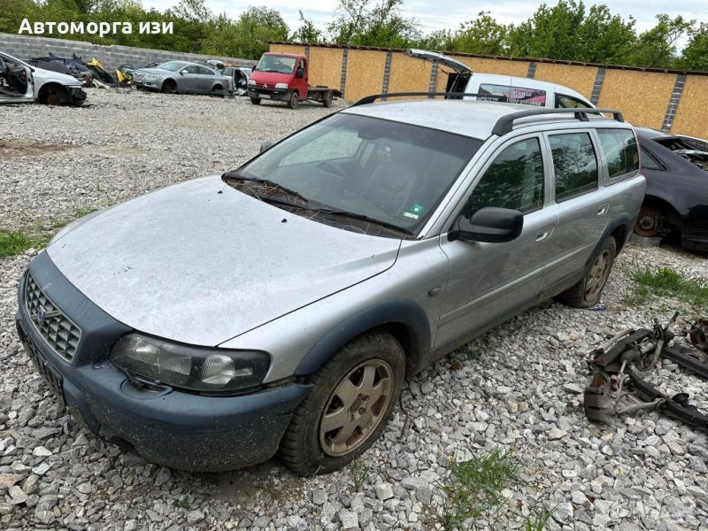 Волво ХЦ70 D5. AWD 2004 г 2.4 дизел само на части , снимка 1
