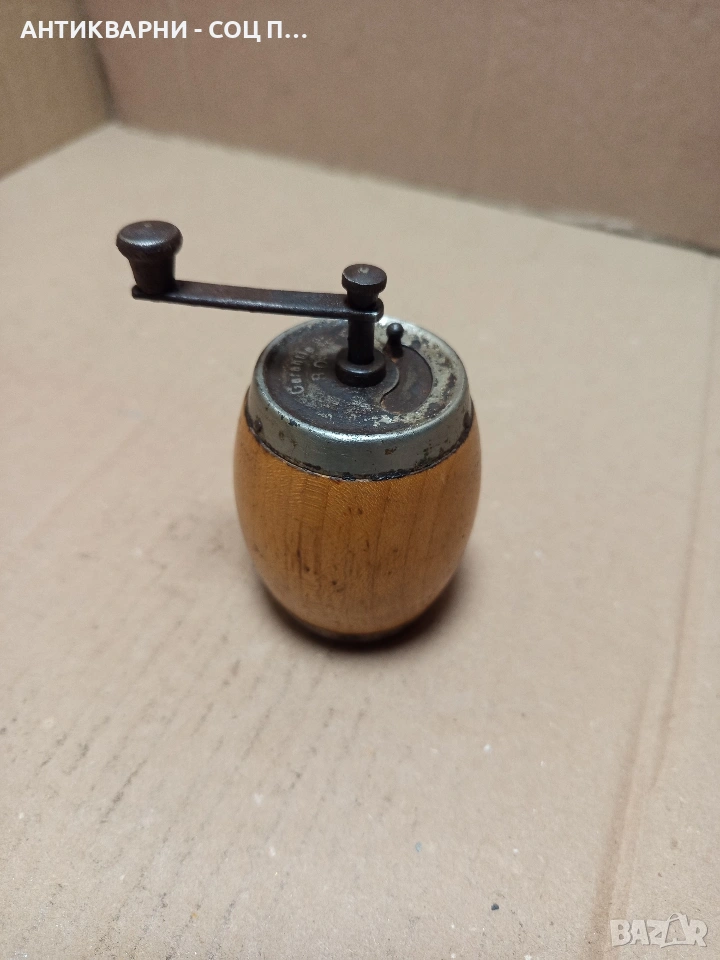 Соц Стара Малка Мелничка За Черен Пипер Garantte BO. Номер 98., снимка 1