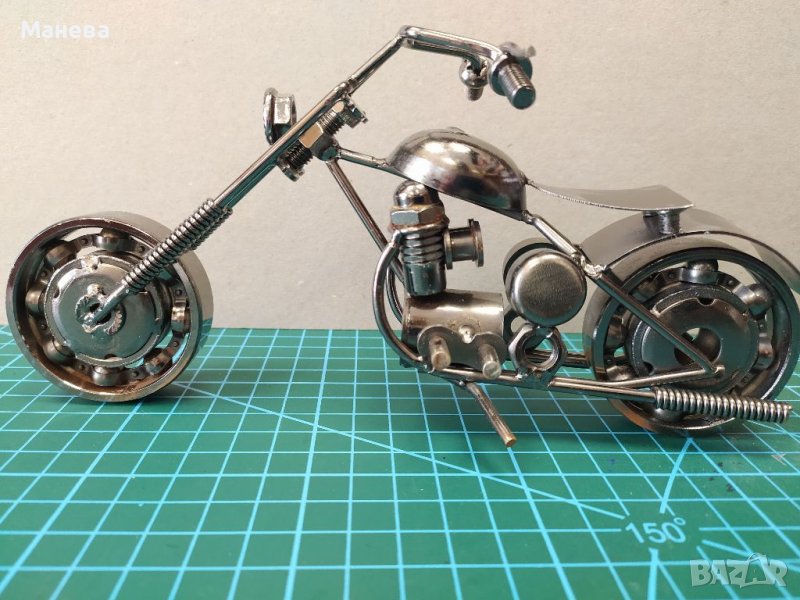 Мотор от метални части, ръчна изработка, снимка 1