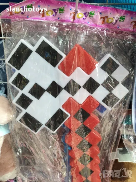 Меч, пистолет или брадва на Майнкрафт, снимка 1