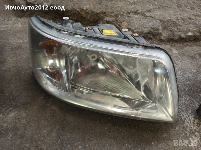 Фарове ляв и десен оригинални vw transporter T5, снимка 1