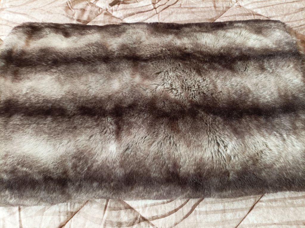 Ново одеяло изкуствен косъм в Олекотени завивки и одеяла в гр. Бургас -  ID39112455 — Bazar.bg