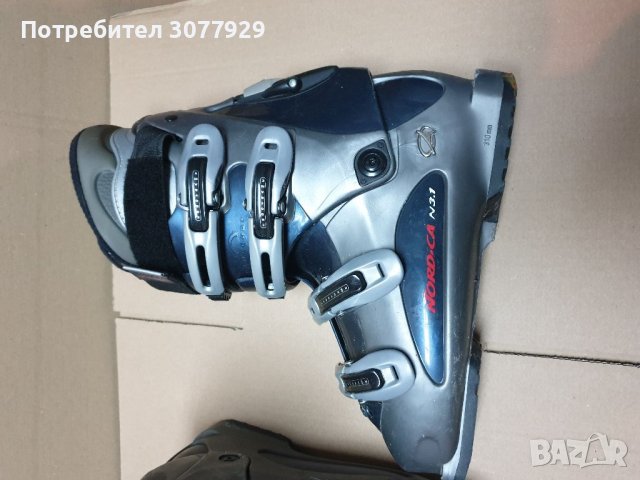 Скиорски обувки Nordika 41 номер, снимка 2 - Спортна екипировка - 38598478