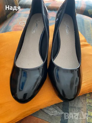 Дамски лачени обувки -38 номер с ток, снимка 1