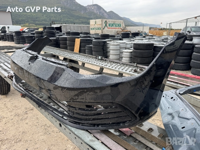 Предна броня и решетка Golf8, снимка 3 - Части - 51891827