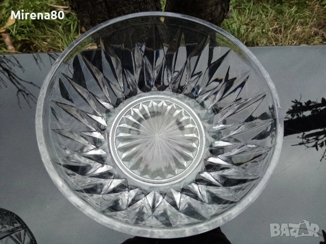 Кристална купа, снимка 3 - Чинии - 53432816