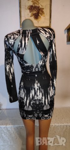 Елегантна рокля H&M р-р XS, снимка 3 - Рокли - 39489346