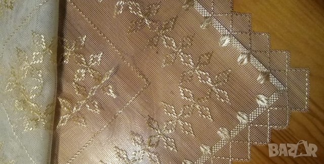 Каре на тюл, снимка 1