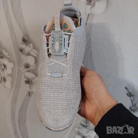 оригинални маратонки NIKE AIR VAPORMAX 2020 FLYKNIT  номер 42 ,5 , снимка 12 - Маратонки - 47233486