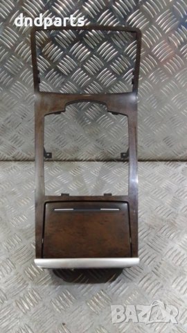 Интериорна конзола Audi A8 2005г.	