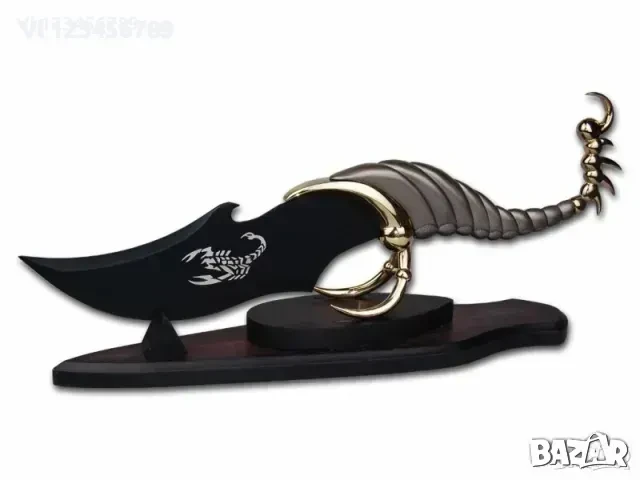 Колекционерски нож с форма и дизайн на Скорпион+стойка