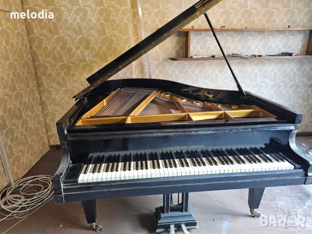 Немски акустичен роял Wolfram Dresden, снимка 3 - Пиана - 52813600