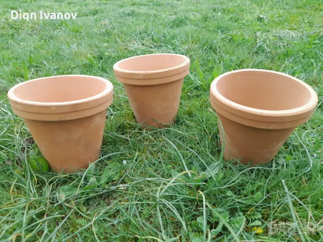 Нови глинени саксии 