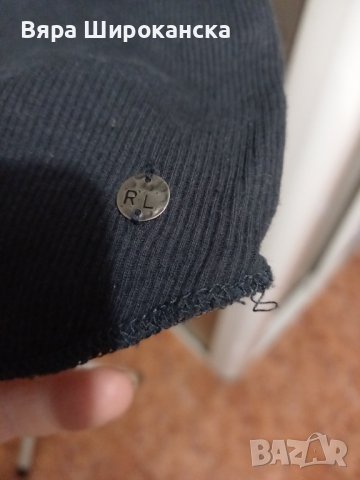 Тъмносива, почти черна блузка с дантела покрай деколтето. Размер М, L., снимка 2 - Блузи с дълъг ръкав и пуловери - 40521510