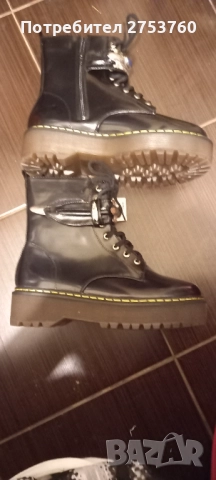 ботуши черни нови