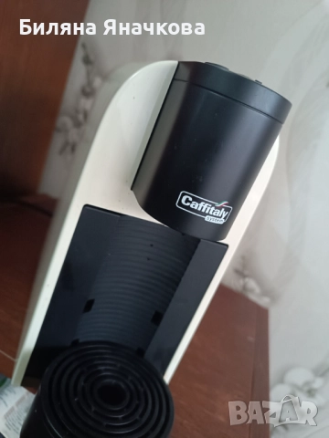 Кафе машина на капсули , снимка 2 - Кафемашини - 52145783