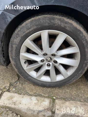 Шкода супърб 2.0тди дсг на части / Skoda superb , снимка 13 - Автомобили и джипове - 53300387