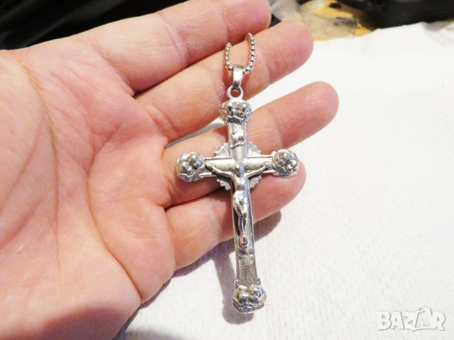 голям сребърен кръст разпятие  православен кръст с Исус - разпятие Христово.