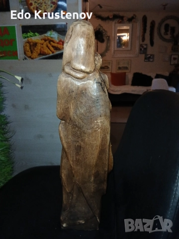 Дървена скулптура "Мадона с Младенеца", снимка 2 - Антикварни и старинни предмети - 52454197