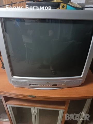 Телевизор JVC 21 инча, използван