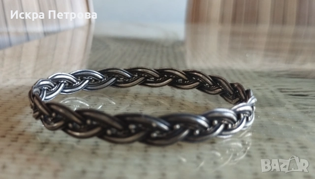 Стара оксидирана сребърна гривна