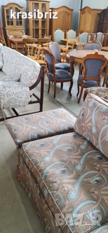 Уникален двуместен диван- Германия, снимка 4 - Дивани и мека мебел - 34811614