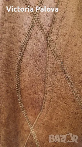 Кожен панталон с перфорация Италия, снимка 9 - Панталони - 50084312